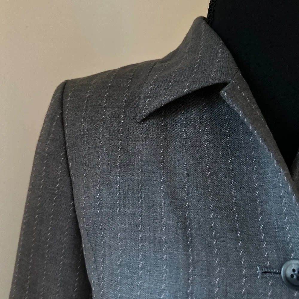 *TALBOTS* Petite Gray Long Sleeve Blazer Suit Jacket Size 4P